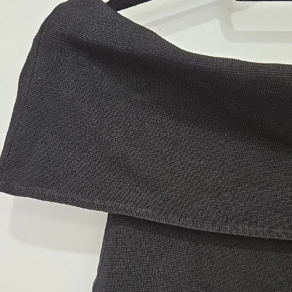 White House Black Market Off Shoulder Sleek Minimalist Sleeveless Black Sweater - Picture 3 of 6